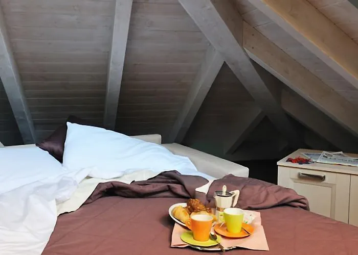 Apart Otel Maurice 4*