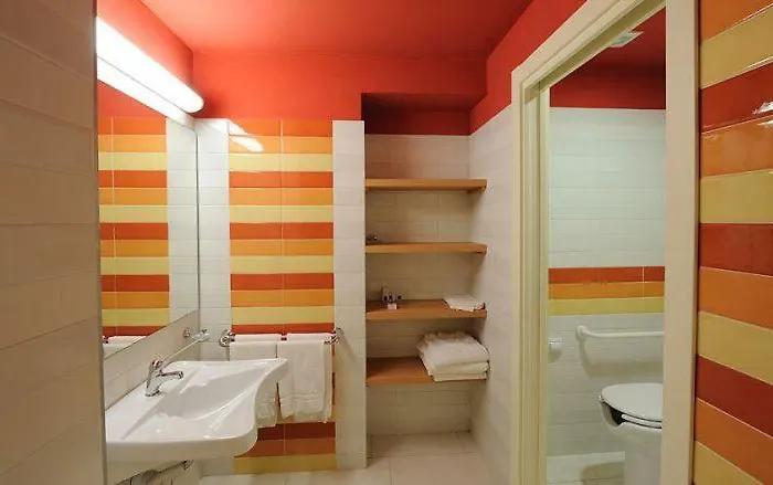 Maurice Apart Otel Stresa