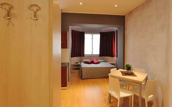 Maurice Apart Otel Stresa