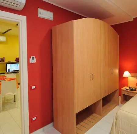 Apartahotel Maurice 3*